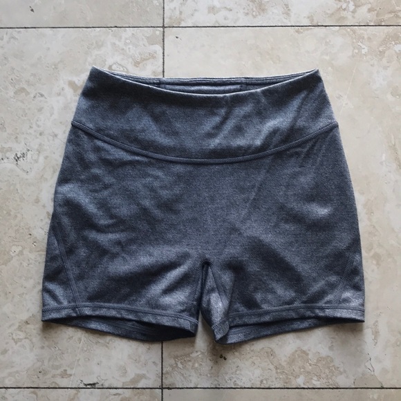 UNIQLO and Gap Shorts Bundle - Picture 7 of 8